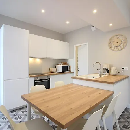 Bel T3 Avec Terrasse Et Wifi Au Centre De - Fr-1-608-270 아파트 *